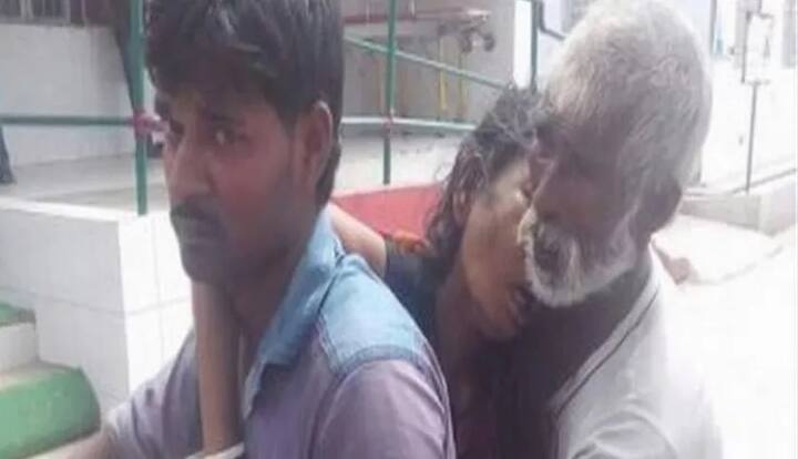 ਇਸ ਤੋਂ ਬਾਅਦ ਉਹ ਵਿਅਕਤੀ ਆਪਣੀ ਪਤਨੀ ਦੀ ਲਾਸ਼ ਨੂੰ ਮੋਟਰਸਾਈਕਲ 'ਤੇ ਲੱਦ ਕੇ ਘਰ ਲੈ ਆਏ ਸੀ। 