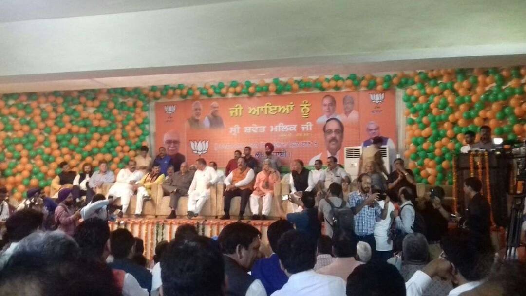 BJP START ATTACK ON CONGRESS ਮਲਿਕ ਨੇ ਅਹੁਦਾ ਸੰਭਾਲਦਿਆਂ ਹੀ ਕੈਪਟਨ ਖਿਲਾਫ ਬੀੜੀਆਂ ਤੋਪਾਂ