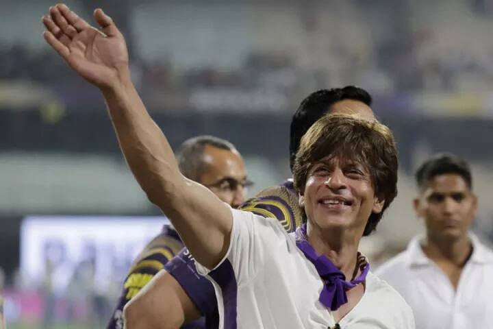 ਜਿੱਤ ਮਗਰੋਂ ਸ਼ਾਹਰੁਖ਼ ਕੁਝ ਇਸ ਅੰਦਾਜ਼ ’ਚ ਨਜ਼ਰ ਆਏ।