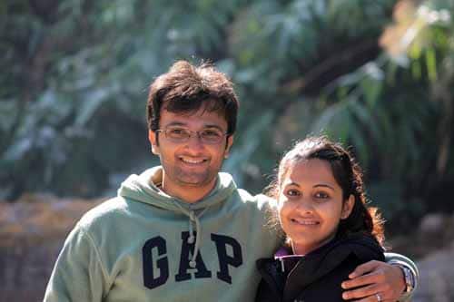 ਹਿਨਾ ਸਿੱਧੂ ਦੇ ਪਤੀ ਰੌਨਕ ਪੰਡਤ ਵੀ ਸ਼ੂਟਰ ਹਨ। ਉਹ 2006 ਦੀਆਂ ਰਾਸ਼ਟਰਮੰਡਲ ਖੇਡਾਂ ਵਿੱਚ ਸੋਨ ਤਗ਼ਮਾ ਜਿੱਤ ਚੁੱਕੇ ਹਨ। 