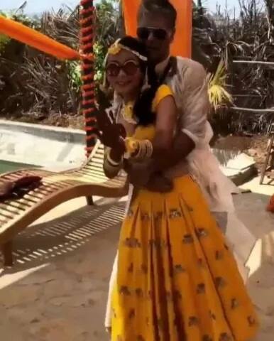 ਵਿਆਹ ਦੀਆਂ ਤਿਆਰੀਆਂ ਜ਼ੋਰ-ਸ਼ੋਰ ਨਾਲ ਚੱਲ ਰਹੀਆਂ ਹਨ। ਦੋਵਾਂ ਦੀ ਮਹਿੰਦੀ, ਹਲਦੀ ਤੇ ਡਾਂਸ ਦੀਆਂ ਤਸਵੀਰਾਂ ਇੰਟਰਨੈੱਟ ’ਤੇ ਧੁੰਮਾਂ ਮਚਾ ਰਹੀਆਂ ਹਨ। 