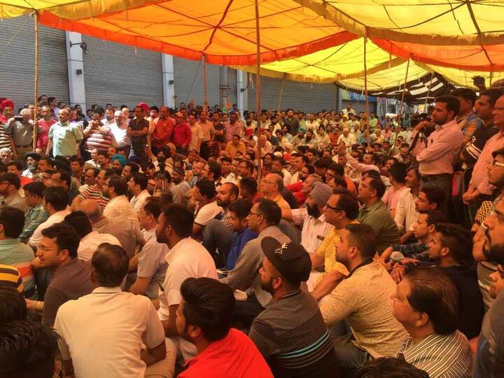 ਜਨਰਲ ਸਮਾਜ ਦੇ ਬੁਲਾਰਿਆਂ ਨੇ ਕਿਹਾ ਕਿ ਜੇਕਰ ਸਾਬਕਾ ਵਿਧਾਇਕ ਨੇ ਕੋਈ ਸਮਝੌਤਾ ਕਰਵਾਉਣਾ ਸੀ ਤਾਂ ਦੋਵਾਂ ਧਿਰਾਂ ਨੂੰ ਭਰੋਸੇ ’ਚ ਲੈਣਾ ਚਾਹੀਦਾ ਸੀ। 