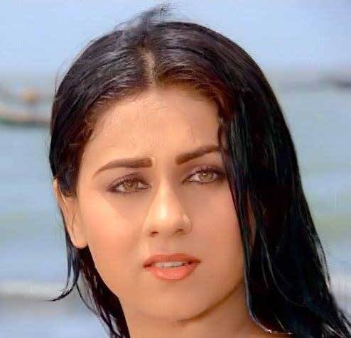 ਜੀ ਹਾਂ, ਪ੍ਰੀਤੀ ਸਪਰੂ 17 ਸਾਲ ਬਾਅਦ ਵੱਡੇ ਪਰਦੇ ‘ਤੇ ਆਪਣਾ ਕਮਬੈਕ ਕਰ ਰਹੀ ਹੈ। ਜਿਸ ਫ਼ਿਲਮ ਨਾਲ ਸਪਰੂ ਦੀ ਵਾਪਸੀ ਹੋ ਰਹੀ ਹੈ, ਉਸ ਦਾ ਟਾਈਟਲ ‘ਕਾਕੇ ਦਾ ਵਿਆਹ’ ਹੋ ਸਕਦਾ ਹੈ।
