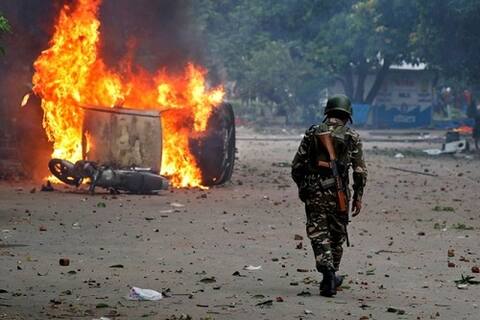 ਪੰਚਕੁਲਾ ਹਿੰਸਾ: ਪਹਿਲੇ ਕੇਸ ਦੀ ਸੁਣਵਾਈ ’ਚ 6 ਮੁਲਜ਼ਮ ਬਰੀ ਪੰਚਕੁਲਾ ਹਿੰਸਾ: ਪਹਿਲੇ ਕੇਸ ਦੀ ਸੁਣਵਾਈ ’ਚ 6 ਮੁਲਜ਼ਮ ਬਰੀ