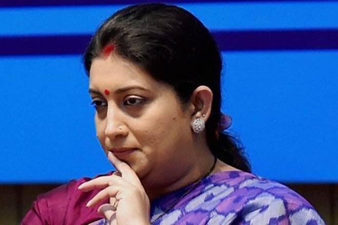 ਮੋਦੀ ਨੇ ਆਖਰੀ ਸਾਲ 'ਚ ਸਮ੍ਰਿਤੀ ਨੂੰ ਦਿੱਤਾ ਇੱਕ ਹੋਰ ਝਟਕਾ Smriti divested of I&B portfolio, replaced by Rathore ਮੋਦੀ ਨੇ ਆਖਰੀ ਸਾਲ 'ਚ ਸਮ੍ਰਿਤੀ ਨੂੰ ਦਿੱਤਾ ਇੱਕ ਹੋਰ ਝਟਕਾ