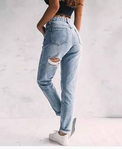 ਪਰ ਬਟ ਰਿਪਡ ਇਕਦਮ ਲੇਟੈਸਟ ਟ੍ਰੈਂਡ ਹੈ, ਜਿਸ ਨੇ ਇੰਟਰਨੈੱਟ 'ਤੇ ਧਮਾਲਾਂ ਪਾਈਆਂ ਹੋਈਆਂ ਹਨ। 