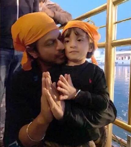 ਆਪਣੀ ਹਿੰਦੂ ਪਤਨੀ ਖ਼ਾਤਰ ਕਿੰਗ ਖ਼ਾਨ ਨੇ ਇਉਂ ਰੱਖਿਆ ਆਪਣੇ ਪੁੱਤਰ ਦਾ ਨਾਂਅ ਆਪਣੀ ਹਿੰਦੂ ਪਤਨੀ ਖ਼ਾਤਰ ਕਿੰਗ ਖ਼ਾਨ ਨੇ ਇਉਂ ਰੱਖਿਆ ਆਪਣੇ ਪੁੱਤਰ ਦਾ ਨਾਂਅ