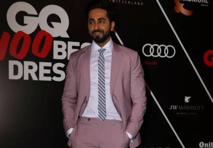  ਇਸ ਐਵਾਰਡ ਨਾਈਟ 'ਚ ਆਯੂਸ਼ਮਾਨ ਖੁਰਾਨਾ ਵੀ ਪਹੁੰਚੇ।