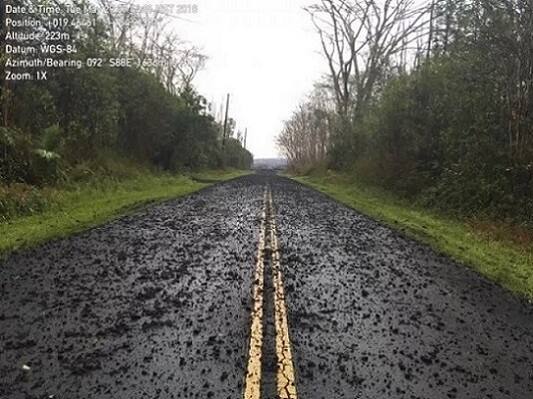  ਹਵਾਈ ਦੇ ਜਵਾਲਾਮੁਖੀ 'ਚ ਪਹਿਲਾ ਵਿਸਫੋਟ ਹੋਣ ਤੋਂ ਚਾਰ ਹਫਤੇ ਬੀਤ ਚੁੱਕੇ ਹਨ ਪਰ ਉਸ 'ਚੋਂ ਅਜੇ ਵੀ ਲਾਵਾ ਨਿਕਲ ਕੇ ਵਹਿ ਰਿਹਾ ਹੈ।