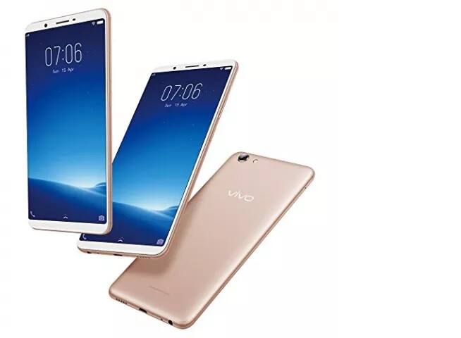 ਵੀਵੋ Y71 ਦੇ 3 ਜੀਬੀ ਰੈਮ ਮਾਡਲ ਨੂੰ ਸੇਲ 'ਚ 1000 ਰੁਪਏ ਦੀ ਛੋਟ ਤੋਂ ਬਾਅਦ 10,990 ਰੁਪਏ 'ਚ ਖਰੀਦਿਆ ਜਾ ਸਕਦਾ ਹੈ। ਜਦਕਿ ਬਾਜ਼ਾਰ 'ਚ ਇਸ ਦੀ ਕੀਮਤ 11,990 ਰੁਪਏ ਹੈ। ਪੁਰਾਣੇ ਫੋਨ ਦਾ ਐਕਸਚੇਂਜ ਬਦਲੇ ਇਸ 'ਤੇ 1500 ਰੁਪਏ ਦੀ ਵਾਧੂ ਛੋਟ ਮਿਲ ਸਕਦੀ ਹੈ।