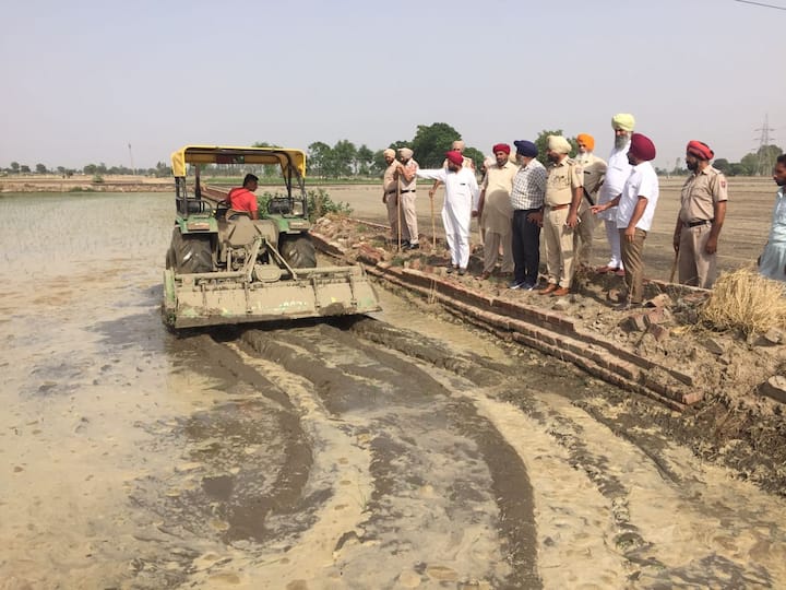 ਉਨ੍ਹਾਂ ਕਿਹਾ ਕਿ ਪੰਜਾਬ ਦਾ ਪਾਣੀ ਬਚਾਉਣਾ ਸਿਰਫ ਸਾਡਾ ਨਹੀਂ ਸਗੋਂ ਸਮੂਹ ਪੰਜਾਬੀਆਂ ਦਾ ਫਰਜ਼ ਹੈ।