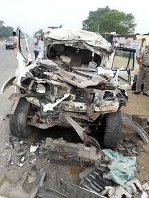 ਅੰਮ੍ਰਿਤਸਰ ਨੇੜੇ ਟਰੱਕ ਨਾਲ ਟਕਰਾਈ ਸਕਾਰਪੀਓ, ਸੱਤ ਮੌਤਾਂ