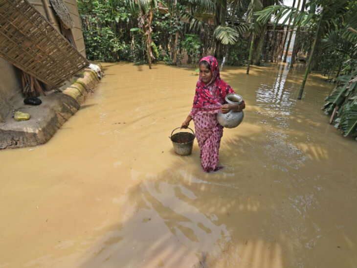 northeast-flood-improvement-assam-situation-still-grim ਹੜ੍ਹ ਦੇ ਕਹਿਰ ਨਾਲ 23 ਮੌਤਾਂ, 4 ਲੱਖ ਲੋਕ ਪ੍ਰਭਾਵਿਤ