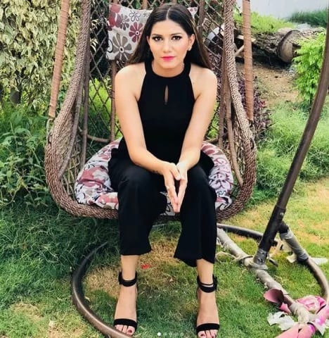 ਇਸ ਗਾਣੇ ਬਾਅਦ ਲੋਕ ਉਸ ਦੀ ਬਾਲੀਵੁੱਡ ਐਂਟਰੀ ਦਾ ਬੇਸਬਰੀ ਨਾਲ ਇੰਤਜ਼ਾਰ ਕਰ ਰਹੇ ਹਨ।