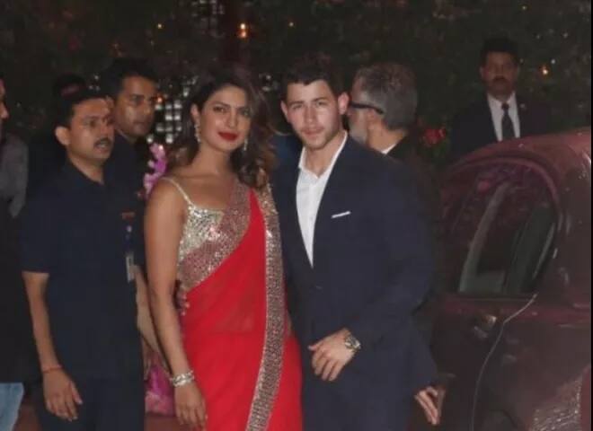 ਪ੍ਰਿਅੰਕਾ ਇਸ ਮਾਮਲੇ 'ਚ ਆਪਣੇ ਦੋਸਤ ਨਿਕ ਜੋਨਾਸ ਤੋਂ ਵੀ ਅੱਗੇ ਨਿਕਲ ਚੁੱਕੀ ਹੈ। ਨਿਕ ਦੇ ਇੰਸਟਾਗ੍ਰਾਮ 'ਤੇ 1.55 ਕਰੋੜ ਫੌਲੋਅਰਸ ਹਨ।