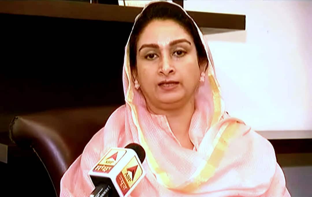 ਤੁਹਾਡਾ MP: ਦੇਸ਼ ਦੇ 10 ਸਭ ਤੋਂ ਅਮੀਰ ਸੰਸਦ ਮੈਂਬਰਾਂ 'ਚ ਸ਼ੁਮਾਰ ਹਰਮਿਸਰਤ ਕੌਰ ਬਾਦਲ tuhada MP: harsimrat kaur badal ਤੁਹਾਡਾ MP: ਦੇਸ਼ ਦੇ 10 ਸਭ ਤੋਂ ਅਮੀਰ ਸੰਸਦ ਮੈਂਬਰਾਂ 'ਚ ਸ਼ੁਮਾਰ ਹਰਮਿਸਰਤ ਕੌਰ ਬਾਦਲ