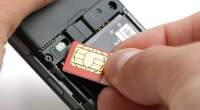 Online Fraud money disappears from Account after downloading app SIM KYC phone pending Online Fraud:  KYC আপডেটের নামে ফোন, অ্যাপ ডাউনলোড করতেই গায়েব টাকা