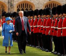 ਟਰੰਪ ਦਾ ਯੂਕੇ ਦੀ ਕੁਈਨ ਨਾਲ ਅਜੀਬ ਵਤੀਰਾ