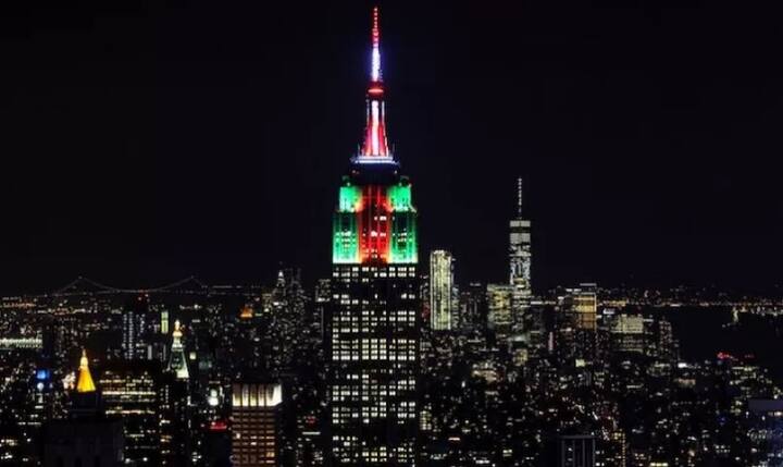  ਅਮਰੀਕਾ ਦਾ ਸ਼ਹਿਰ ਨਿਊਯਾਰਕ ਇਸ ਸੂਚੀ ਵਿੱਚ 5ਵੇਂ ਸਥਾਨ ’ਤੇ ਹੈ। ਇਹ ਸ਼ਹਿਰ ਮੈਨਹੱਟਨ, ਸਕਾਈਲਾਈਨ, ਕੁਜ਼ੀਨ ਤੇ ਵਰਲਡ ਫੇਮਸ ਨਾਈਟਲਾਈਫ ਲਈ ਮਸ਼ਹੂਰ ਹੈ।    