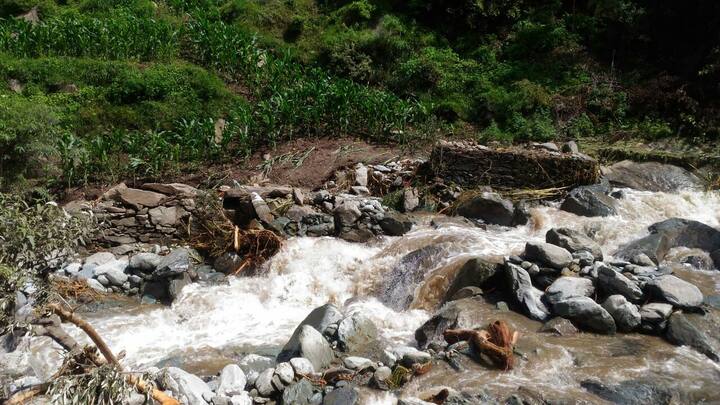 ਸਕੂਲਾਂ ਵਿੱਚ ਦੋ ਦਿਨ ਛੁੱਟੀ ਵੀ ਐਲਾਨ ਦਿੱਤੀ ਗਈ ਹੈ। 