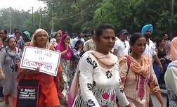 ਸੈਂਕੜੇ ਅਧਿਆਪਕਾਂ ਨੇ ਬੋਲਿਆ ਮੁੱਖ ਮੰਤਰੀ ਦੇ ਜੱਦੀ ਸ਼ਹਿਰ 'ਤੇ ਹੱਲਾ