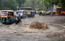 ਮੀਂਹ ਨੇ ਕੀਤਾ ਲੋਕਾਂ ਦਾ ਜੀਣਾ ਮੁਹਾਲ