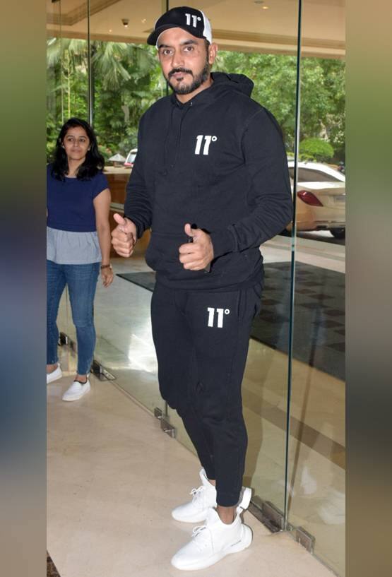 ਇਸ਼ਾਨ ਖੱਟਰ ਦੀ ਇਹ ਦੂਜੀ ਫ਼ਿਲਮ ਹੈ। ਫ਼ਿਲਮ ‘ਚ ਆਸ਼ੂਤੋਸ਼ ਰਾਣਾ ਦੀ ਵੀ ਅਹਿਮ ਭੂਮਿਕਾ ਹੈ।