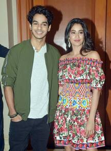 ‘ਧੜਕ’ ਦੀ ਸਕਸੈਕ ਪਾਰਟੀ ‘ਚ ਸਟਾਰਸ ਦਾ ਜਲਵਾ