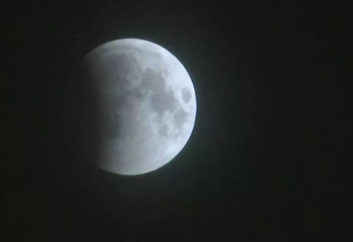 ਪੰਜਾਬ ਦੇ ਅੰਮ੍ਰਿਤਸਰ ਵਿੱਚ ਵੀ ਲੋਕਾਂ ਨੇ ਇਹ ਨਜ਼ਾਰਾ ਵੇਖਿਆ।