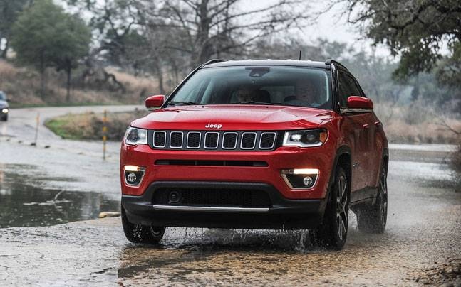 Jeep Compass: Jeep India will launch soon the 5th anniversary edition of Jeep Compass SUV see full details Jeep Compass: नए अवतार में आ रही जीप Compass, कंपनी ने जारी किया टीजर