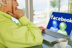 ਛੜੇ ਬਾਬੇ ਨੂੰ ਫੇਸਬੁਕ 'ਤੇ ਹੋਇਆ ਗੋਰੀ ਮੇਮ ਨਾਲ ਪਿਆਰ, ਲੱਖਾਂ ਦੇ ਰਗੜੇ ਮਗਰੋਂ ਆਈ ਹੋਸ਼