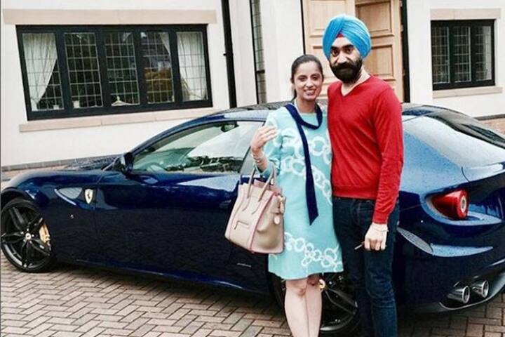  ਇਸ ਬੇਇੱਜ਼ਤੀ ਦਾ ਬਦਲਾ ਰੂਬੇਨ ਨੇ ਆਪਣੀ ਪੱਗ ਨਾਲ ਮੈਚ ਕਰਦੀਆਂ ਕਈ ਰੋਲਜ਼ ਰੌਇਸ ਕਾਰਾਂ ਖਰੀਦ ਕੇ ਲਿਆ।