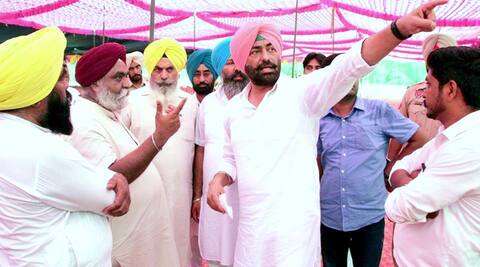 ਬਠਿੰਡਾ: ਖਹਿਰਾ ਦੀ ਸਜ ਗਈ ਸਟੇਜ, ਹਾਈਕਮਾਨ ਨੇ ਖਿੱਚੀ ਸਪੋਰਟ ਪਰ ਮੁਤਵਾਜੀ ਜਥੇਦਾਰ ਵੱਲੋਂ ਹਮਾਇਤ ਬਠਿੰਡਾ: ਖਹਿਰਾ ਦੀ ਸਜ ਗਈ ਸਟੇਜ, ਹਾਈਕਮਾਨ ਨੇ ਖਿੱਚੀ ਸਪੋਰਟ ਪਰ ਮੁਤਵਾਜੀ ਜਥੇਦਾਰ ਵੱਲੋਂ ਹਮਾਇਤ