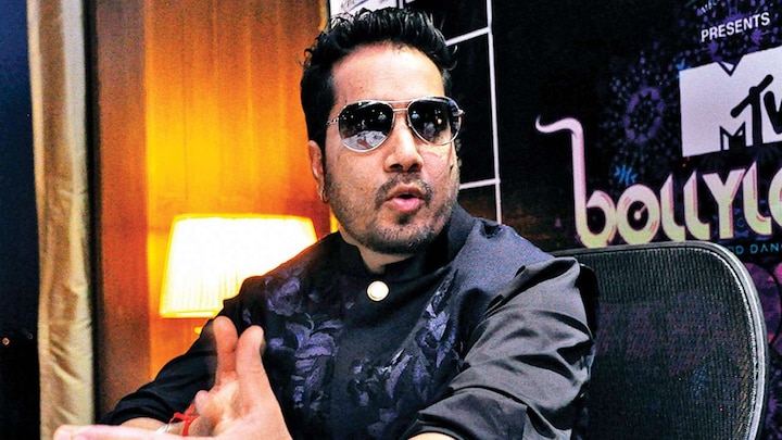 Singer Mika Singh trolls Badshah on fake views  ਮੀਕਾ ਸਿੰਘ ਨੇ ਫੇਕ ਵਿਊਜ਼ ਦੇ ਮਸਲੇ 'ਤੇ ਬਾਦਸ਼ਾਹ ਨੂੰ ਕੀਤਾ ਟ੍ਰੋਲ