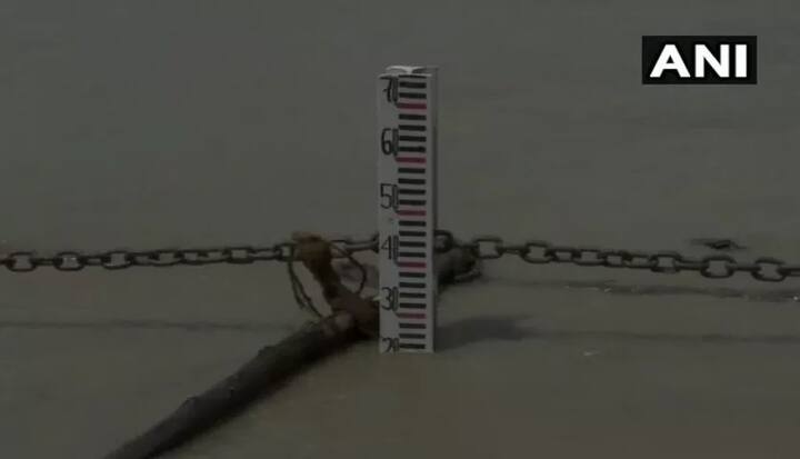 ਦੂਜੇ ਪਾਸੇ ਉੱਤਰ ਪ੍ਰਦੇਸ਼ ਦੇ ਅਯੋਦਿਆ ਦੀ ਸਰਯੂ ਨਦੀ ਦੇ ਪਾਣੀ ਦਾ ਪੱਧਰ ਵੀ 93.210 ਤਕ ਪੁੱਜ ਗਿਆ ਹੈ। ਇਹ ਖਤਰੇ ਦੇ ਨਿਸ਼ਾਨ ਨੂੰ ਪਾਰ ਗਿਆ ਹੈ।