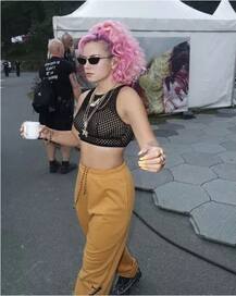 ਇਸ ਗਾਇਕਾ ਨੂੰ ਹੁਣ ਹੋ ਰਿਹਾ ਬੇਹੱਦ ਪਛਤਾਵਾ