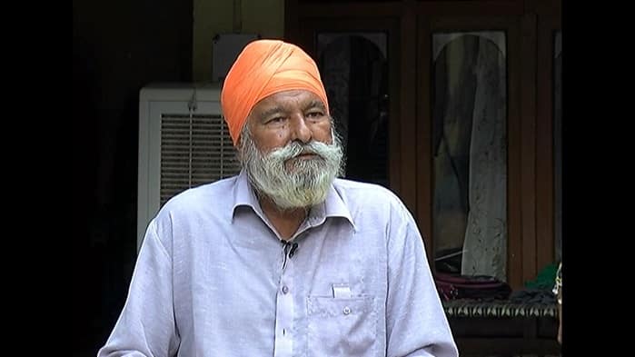 ਇਮਰਾਨ ਦੀ ਨਾਨੀ ਦੇ ਘਰ ਦੇ ਨੇੜੇ-ਤੇੜੇ ਹੁਣ ਜ਼ਿਆਦਾਤਰ ਪਾਕਿਸਤਾਨ ਤੋਂ ਉਜੜ ਕੇ ਆਏ ਲੋਕ ਰਹਿੰਦੇ ਹਨ। 78 ਸਾਲ ਦੇ ਬੁਲੰਦ ਸਿੰਘ ਲਾਹੌਰ ਤੋਂ ਆ ਕੇ ਇੱਥੇ ਵੱਸੇ ਹਨ। ਬੁਲੰਦ ਸਿੰਘ ਦਾ ਕਹਿਣਾ ਹੈ ਕਿ ਉੱਧਰੋਂ ਤਾਂ ਲੋਕ ਆਉਂਦੇ ਰਹਿੰਦੇ ਹਨ ਪਰ ਇੱਧਰ ਦੇ ਲੋਕਾਂ ਨੂੰ ਇਜਾਜ਼ਤ ਨਹੀਂ ਮਿਲਦੀ। ਸਿਰਫ ਗੁਰਦੁਆਰਿਆਂ ਤੱਕ ਹੀ ਜਾਣ ਦਿੰਦੇ ਹਨ। ਉਨ੍ਹਾਂ ਇਮਰਾਨ ਲਈ ਪੈਗਾਮ ਦਿੱਤਾ ਕਿ ਜਿਹੜੇ ਲੋਕ ਇਧਰੋਂ ਗਏ ਜਾਂ ਉੱਧਰੋਂ ਆਏ ਉਨਾਂ ਨੂੰ ਖੁਲ੍ਹ ਦੇਣੀ ਚਾਹੀਦੀ ਹੈ ਤਾਂ ਕਿ ਉਹ ਆਪਣਾ ਜੱਦੀ ਘਰ ਆਖਰੀ ਵਾਰ ਤਾਂ ਵੇਖ ਸਕਣ।