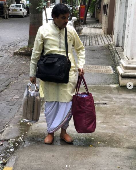 ਪ੍ਰਿਅੰਕਾ ਦੇ ਘਰ ਪੰਡਤ ਦੇ ਜਾਣ ਤੋਂ ਇਹ ਗੱਲ ਹੋਰ ਵੀ ਪੱਕੀ ਹੋ ਗਈ ਹੈ ਕਿ ਉਨ੍ਹਾਂ ਦੇ ਤੇ ਨਿਕ ਦਾ ਰੋਕਾ ਪੱਕਾ ਹੋ ਗਿਆ ਹੈ।