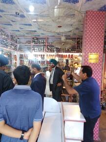 ਪਾਕਿਸਤਾਨੀ ਜੁੱਤੀਆਂ ਖਰੀਦ ਭਾਰਤ ਪਹੁੰਚੇ ਨਵਜੋਤ ਸਿੱਧੂ