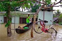 ਕੇਰਲ \'ਚ ਕੁਦਰਤ ਦੇ ਕਹਿਰ ਦੀਆਂ ਤਸਵੀਰਾਂ, ਪਟੜੀ ਤੋਂ ਲੱਥੀ ਜ਼ਿੰਦਗੀ