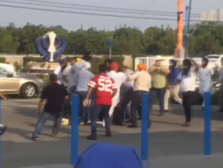 ਜ਼ਿਕਰਯੋਗ ਹੈ ਕਿ ਇਸ ਤੋਂ ਪਹਿਲਾਂ ਵੀ ਨਿਊਯਾਰਕ ਦੇ ਗੁਰਦੁਆਰੇ ਜਾ ਰਹੇ ਮਨਜੀਤ ਸਿੰਘ ਜੀਕੇ ਦੀ ਕਾਰ ਨੂੰ ਰੋਕਿਆ ਗਿਆ ਤੇ ਉਨ੍ਹਾਂ ਦੀ ਕਾਰ 'ਤੇ ਜੁੱਤੀਆਂ ਮਾਰ ਕੇ ਰੋਸ ਪ੍ਰਗਟਾਇਆ ਗਿਆ ਸੀ। 95 ਗੁਰਦੁਆਰਿਆਂ ਵਾਲੀ ਜਥੇਬੰਦੀ ਸਿੱਖ ਕੋਆਰਡੀਨੇਸ਼ਨ ਕਮੇਟੀ ਈਸਟ ਕੋਸਟ (ਯੂਐਸਏ) ਦੇ ਕਾਰਕੁਨਾਂ ਨੇ ਜੀਕੇ ਵਿਰੋਧ ਕੀਤਾ।