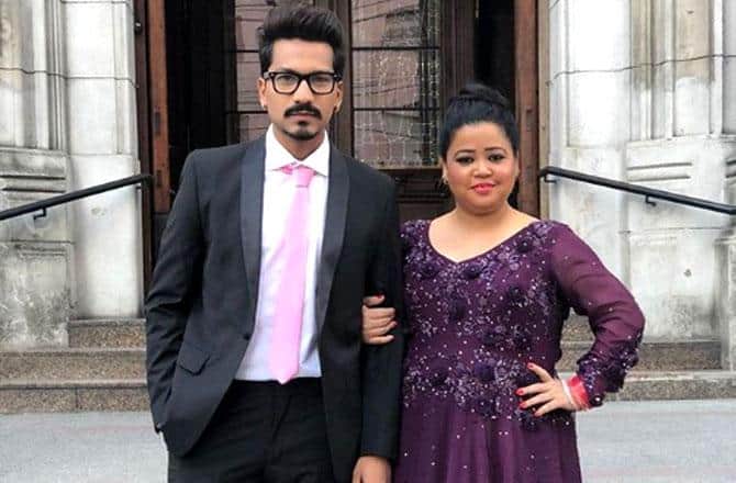 bharti-singh-husband-haarsh-limbachiyaa-kissed-his-shoe-video-viral ਭਾਰਤੀ ਸਿੰਘ ਕੀਤੀ ਪੇਕੇ ਘਰ ਜਾਣ ਦੀ ਗੱਲ ਤਾਂ ਖੁਸ਼ੀ 'ਚ ਨੱਚਦਾ ਨਜ਼ਰ ਆਇਆ ਪਤੀ ਹਰਸ਼
