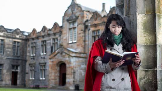 ਇੱਥੋਂ ਤਕ ਕਿ ਭਾਰਤੀ ਅਰਬਪਤੀ ਦੀ ਇਸ ਕੁੜੀ ਨੂੰ ਬ੍ਰਿਟੇਨ ਦੀ ਸਭ ਤੋਂ ਰਈਜ਼ ਵਿਦਿਆਰਥਣ ਕਿਹਾ ਜਾ ਰਿਹਾ ਹੈ।