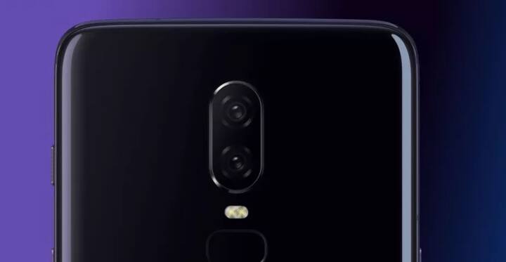 ਕੈਮਰਾ 16MP-20MP ਦਾ ਹੋ ਸਕਦਾ ਹੈ। ਇਸ ਵਿੱਚ ਐਂਡਰੌਇਡ 9.0 ਪਾਈ ਆਊਟ ਆਫ ਦਿ ਬਾਕਸ ’ਤੇ ਕੰਮ ਕਰੇਗਾ।