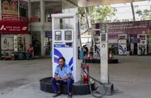 ਪੈਟਰੋਲ ਤੇ ਡੀਜ਼ਲ ਦੀਆਂ ਕੀਮਤਾਂ 'ਚ ਲਗਾਤਾਰ ਦੂਜੀ ਵੱਡੀ ਗਿਰਾਵਟ, ਕੱਚੇ ਤੇਲ ਦੀਆਂ ਕੀਮਤਾਂ 'ਚ ਤੇਜ਼ੀ