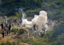 ਗਾਂਧੀ ਜਯੰਤੀ ਮੌਕੇ ਪੁਲਿਸ ਵੱਲੋਂ ਕਿਸਾਨਾਂ \'ਤੇ ਤਸ਼ੱਦਦ, ਤਸਵੀਰਾਂ ਦੀ ਜ਼ੁਬਾਨੀ