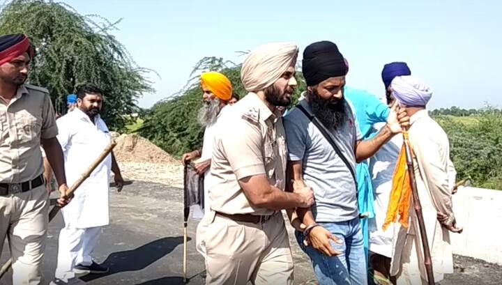 ਹਾਲਾਂਕਿ, ਪੁਲਿਸ ਨੇ ਹਾਲਾਤ ਵੱਸੋਂ ਬਾਹਰ ਹੋਣ ਤੋਂ ਬਚਾਅ ਕਰਨ ਦੀ ਕੋਸ਼ਿਸ਼ ਕੀਤੀ। 