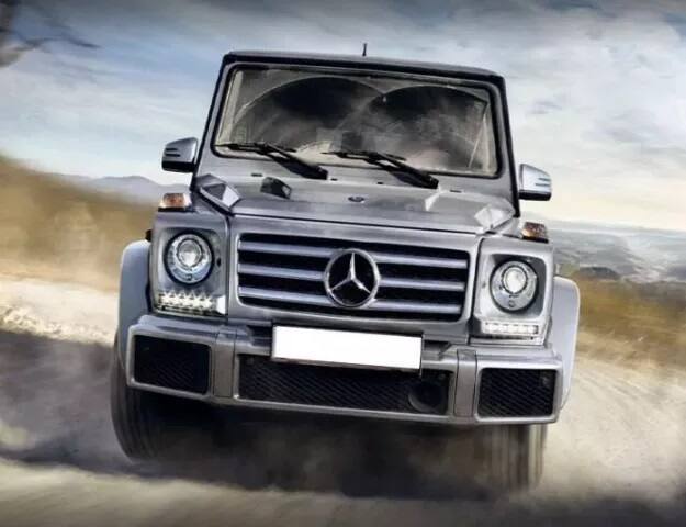 ਕਾਰ ਦੀ ਖਾਸੀਅਤ ਇਹ ਹੈ ਕਿ ਇਹ ਪਹਾੜਾਂ ਤੇ ਵੱਡੇ-ਵੱਡੇ ਪੱਥਰਾਂ ਵਿੱਚ ਵੀ ਆਸਾਨੀ ਨਾਲ ਚਲਾਈ ਜਾ ਸਕਦੀ ਹੈ।