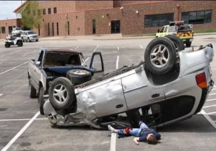 ਰਿਪੋਰਟ ਵਿੱਚ ਕਿਹਾ ਗਿਆ ਹੈ ਕਿ 67 ਫੀਸਦੀ ਮੌਤਾਂ ਤੇਜ਼ ਰਫ਼ਤਾਰ ਕਰਕੇ ਹੋਈਆਂ। 22,428 ਲੋਕ ਹਿਟ ਐਂਡ ਰਨ ਕੇਸਾਂ ਵਿੱਚ ਮਾਰੇ ਗਏ। 4776 ਲੋਕ ਨਸ਼ੇ ਦੀ ਹਾਲਤ ਵਿੱਚ ਗੱਡੀ ਚਲਾਉਣ ਕਰਕੇ ਮਾਰੇ ਗਏ।