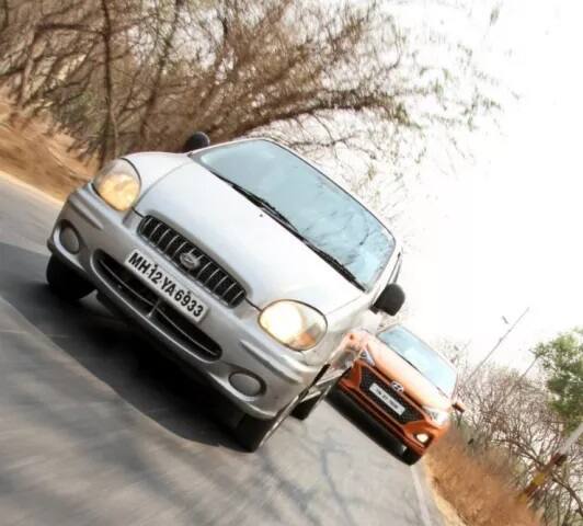 ਹਿਊਂਡਈ ਦੀ ਸੈਂਟਰੋ ਨੂੰ ਪਹਿਲੀ ਵਾਰ 23 ਸਤੰਬਰ, 1998 ਨੂੰ ਲੌਂਚ ਕੀਤਾ ਗਿਆ ਸੀ। 